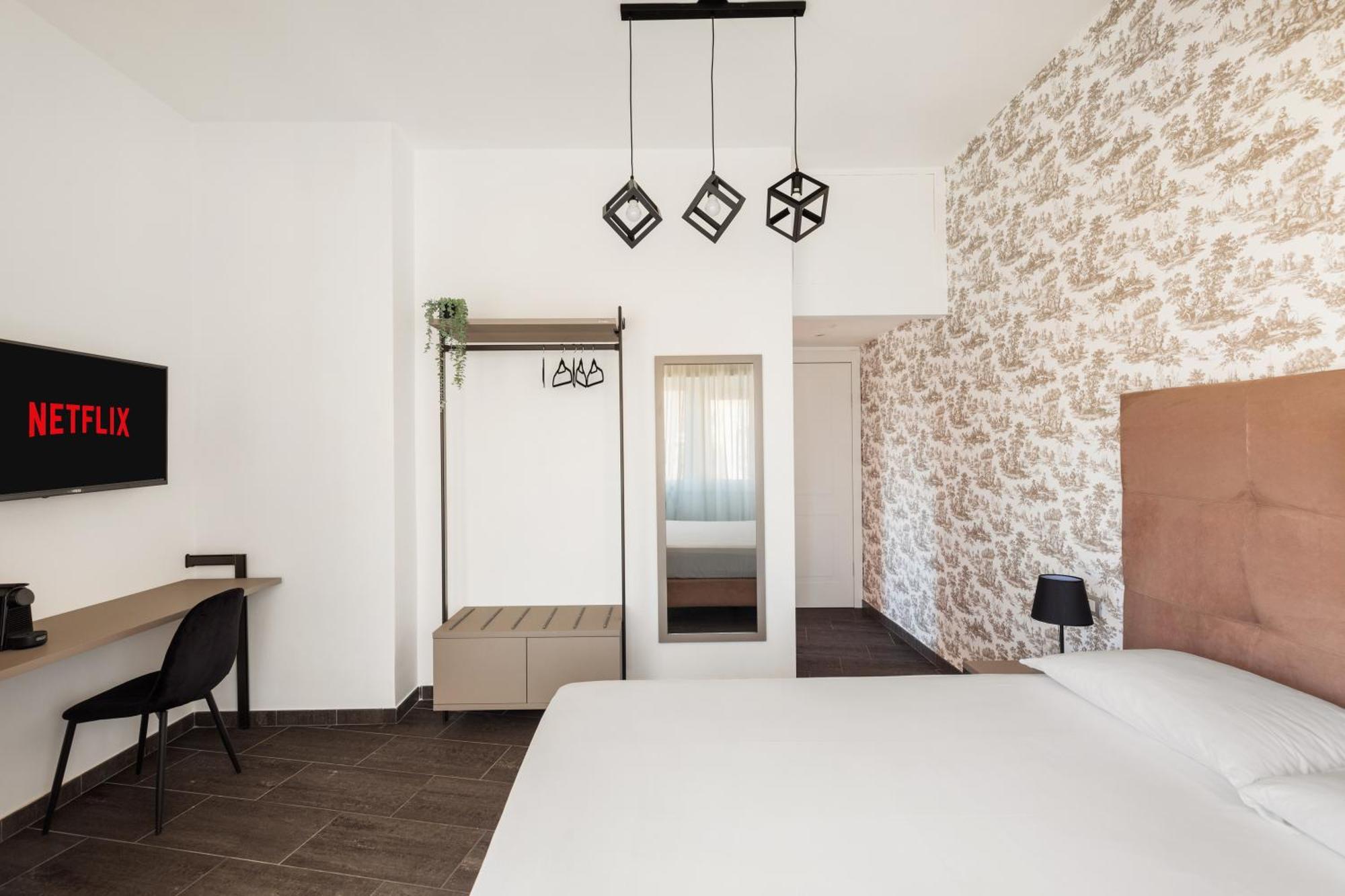 Adelante Rooms San Giovanni Roma Exterior foto