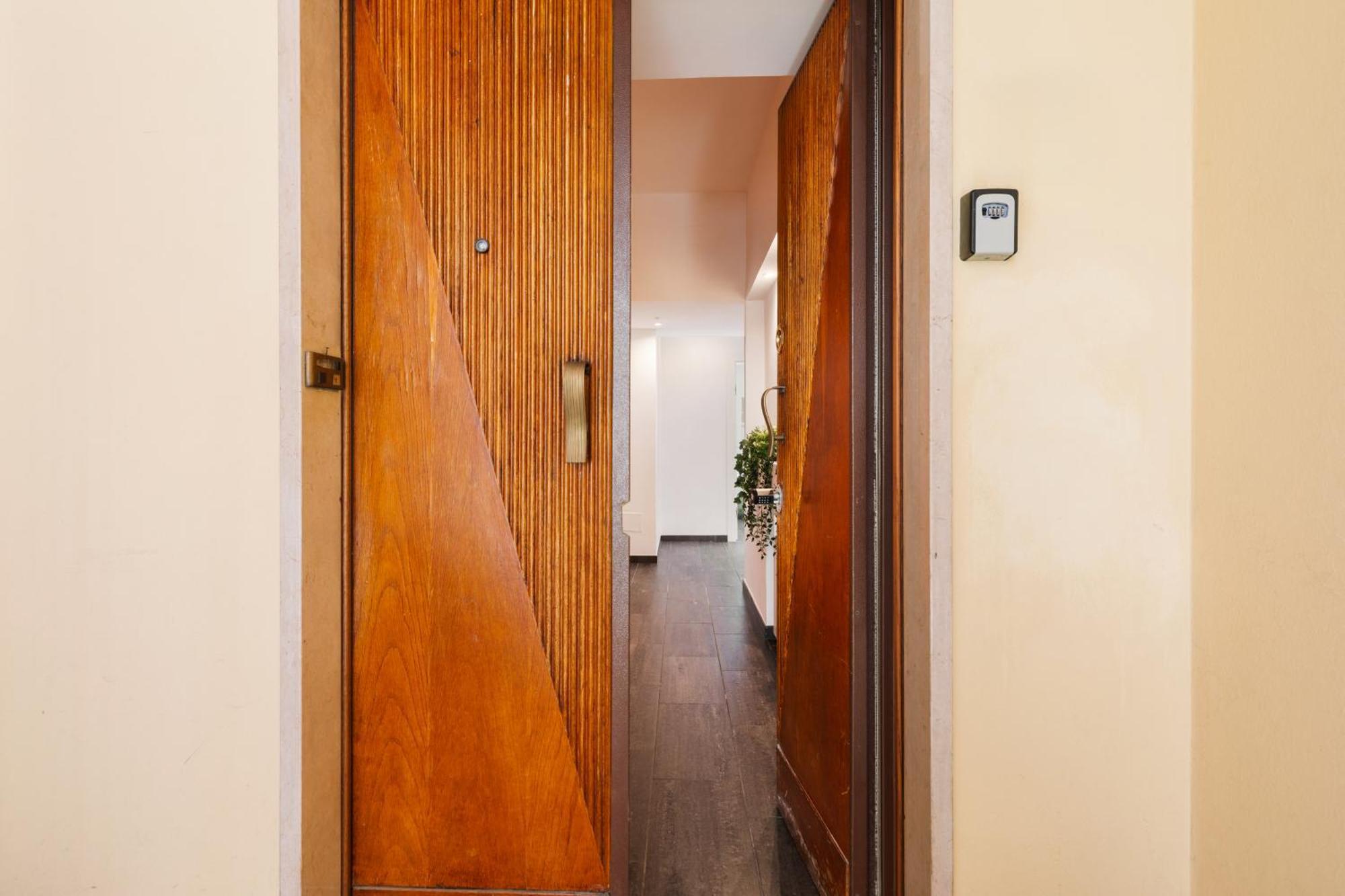 Adelante Rooms San Giovanni Roma Exterior foto